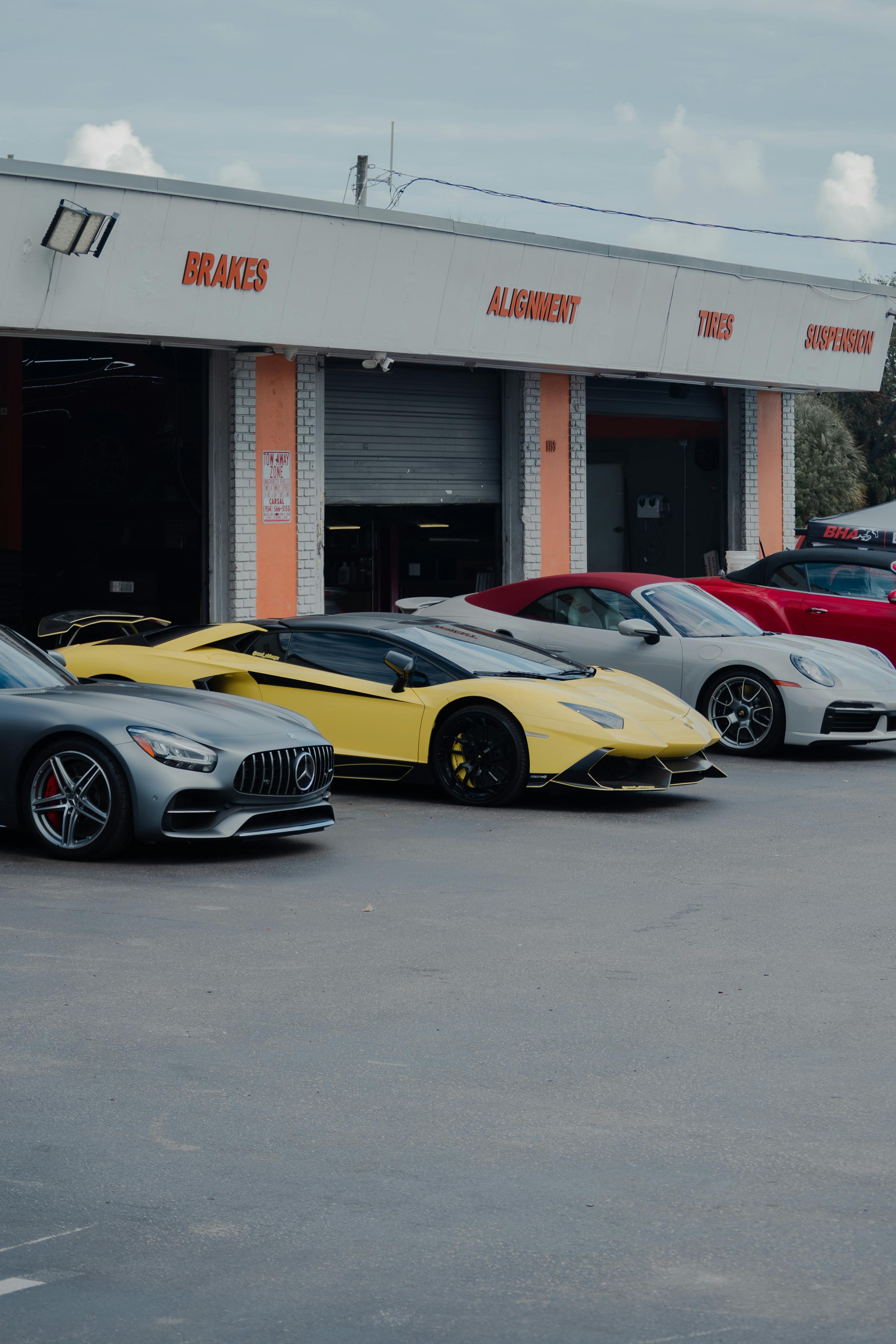 Peak Auto Source showroom